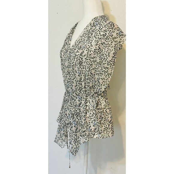 Diane Von Furstenberg  Women Size 2 Animal Print Silk Blouse Boho Quiet Luxury - Picture 6 of 14